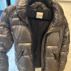SAM short puffer size 12 silver